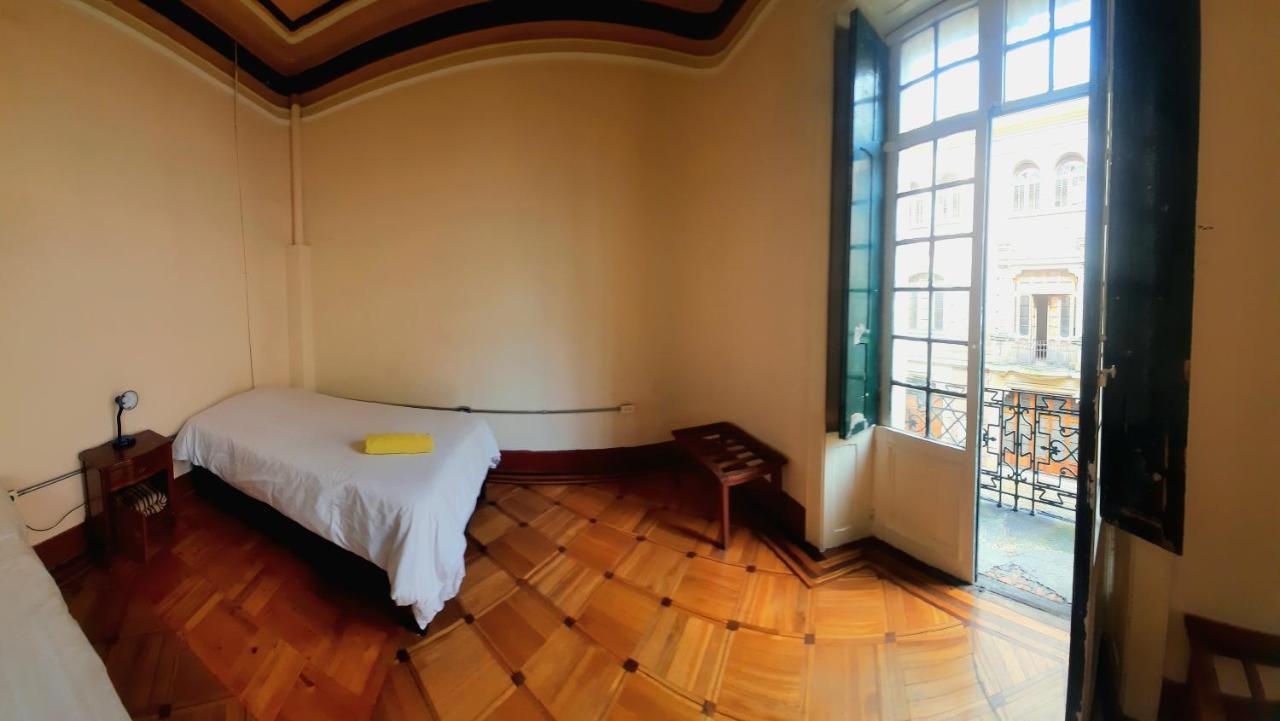 Hostal R10 Bogotá Dış mekan fotoğraf